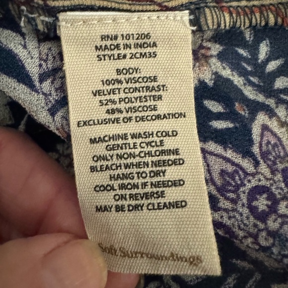 Soft Surrounding Size M Kimono/Cardigan with embroidery. Gorgeous - Picture 7 of 10